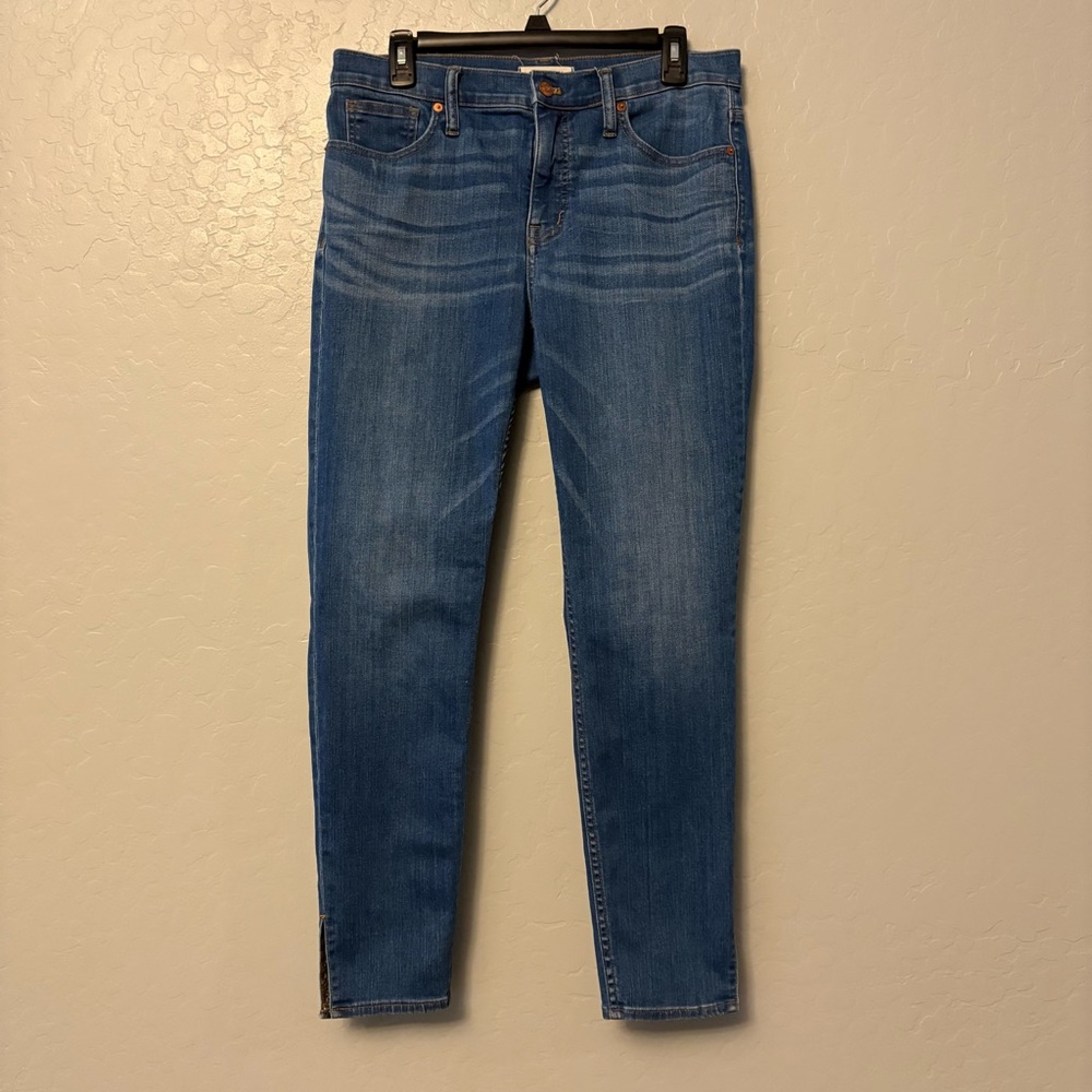 Madewell 9" high-rise skinny medium wash jeans with slits at ankles size 31